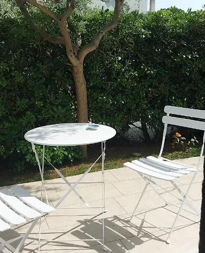 Il Gabbiano Bed & Breakfast 4*