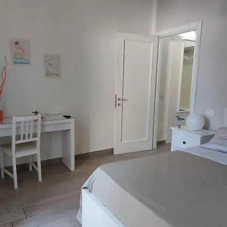 Il Gabbiano B&B 치타델라 델 카포