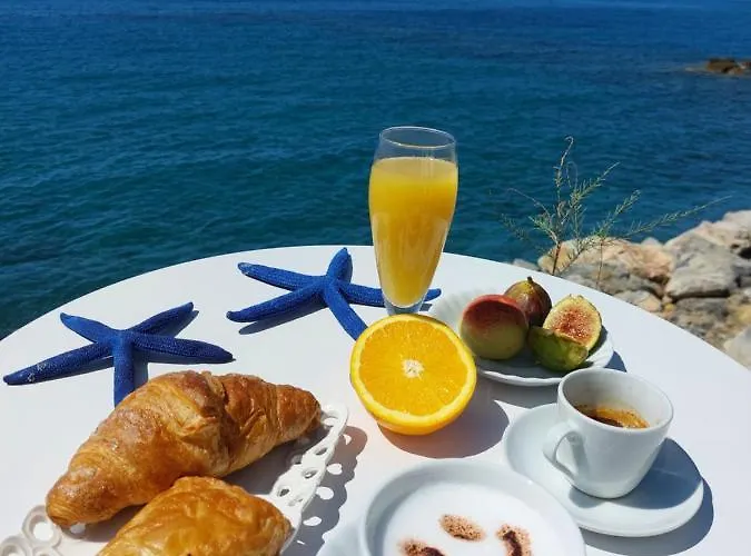 Alojamento de Acomodação e Pequeno-almoço Il Gabbiano Cittadella del Capo